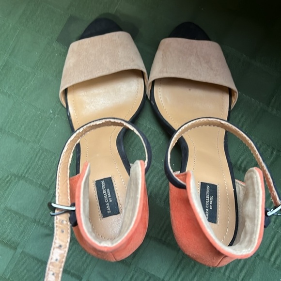 Zara size 38 color-block open toe/closed back heels - Picture 7 of 9
